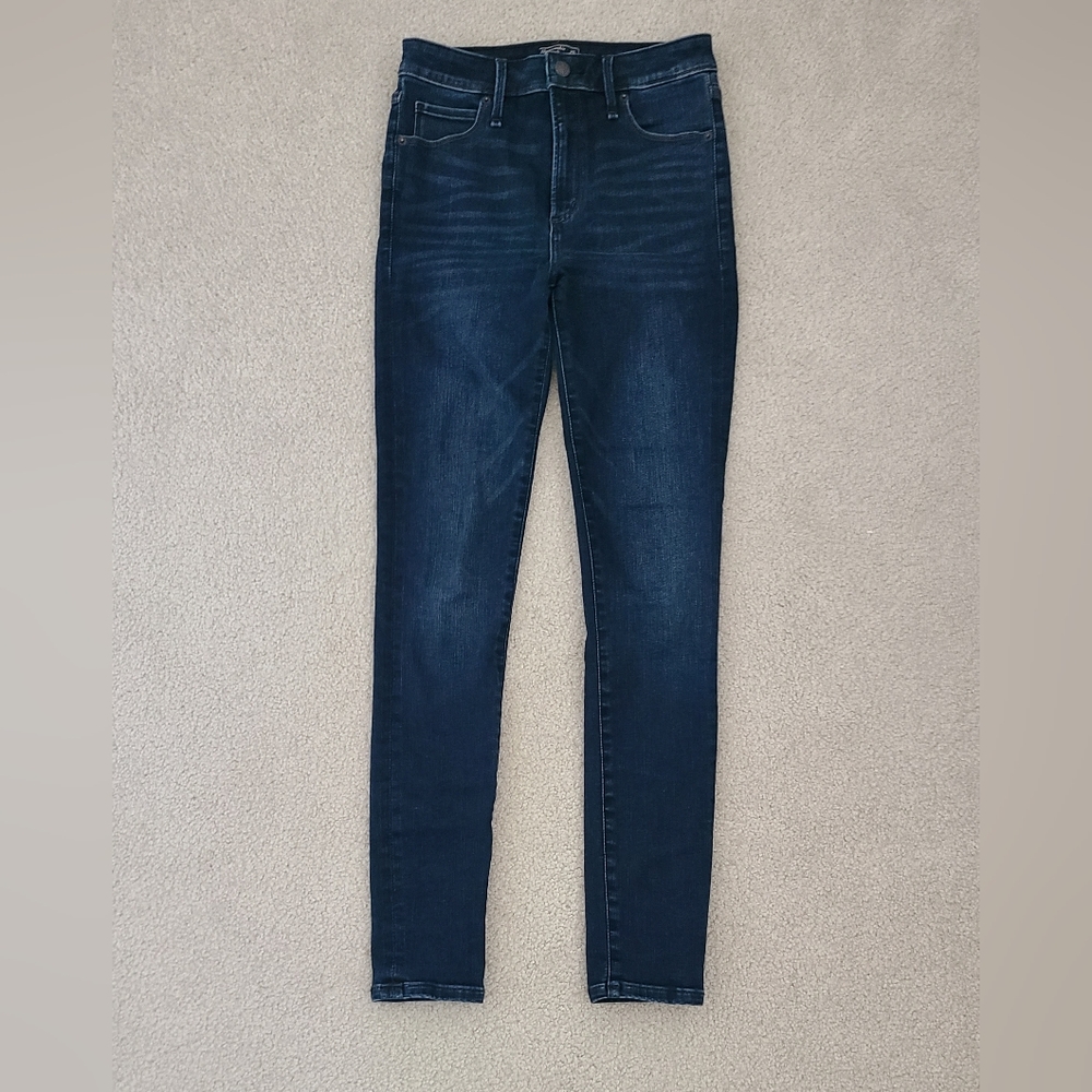 Abercrombie & Fitch NWOT High Rise Super Skinny Dark Wash Jeans size 0 Reg